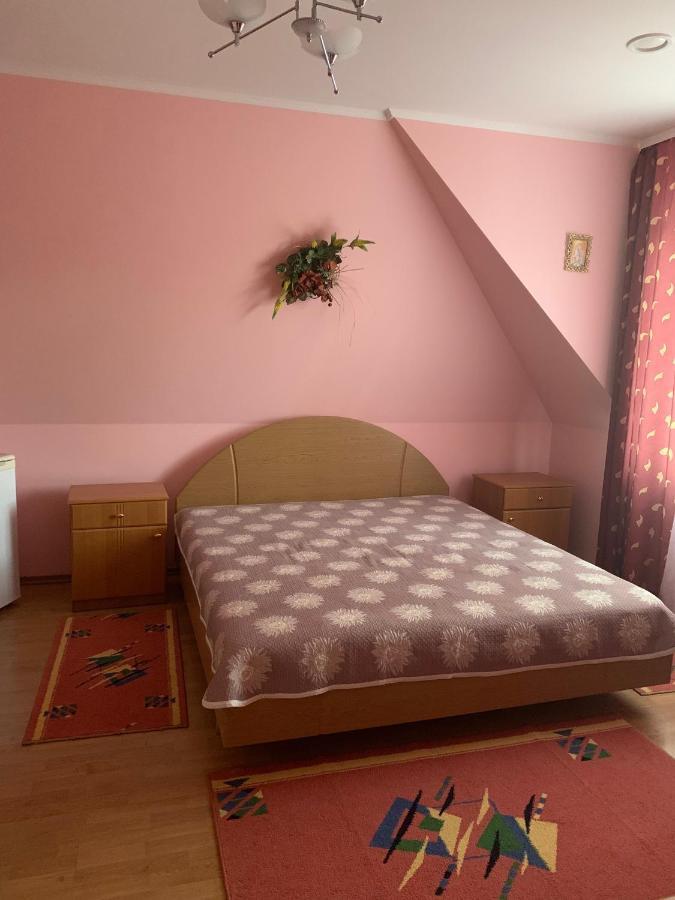 Bed and Breakfast Комфортабельный коттедж Свитязь Экстерьер фото